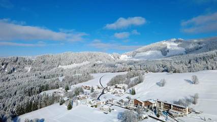 Hotel für 2 Personen, mit Ausblick und Garten sowie Pool und Sauna, mit Haustier in Jungholz