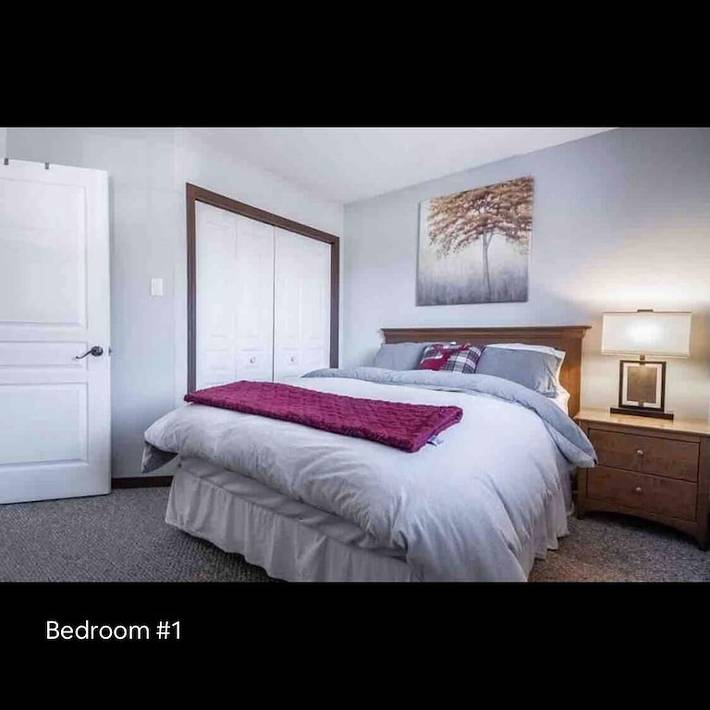 Location de vacances pour 6 personnes, avec piscine et balcon dans Mont-Tremblant - 2