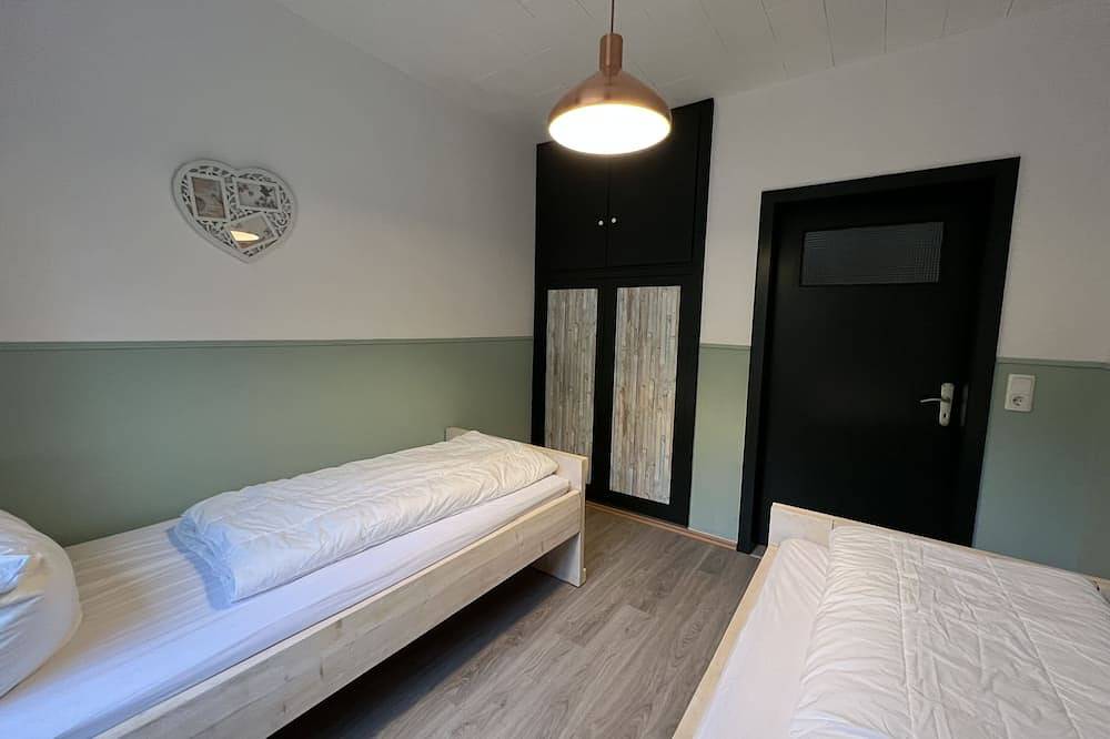 Platell Ferienhäuser Lerbach, für bis zu 8 personen mit Kamin in Osterode, Harzvorland