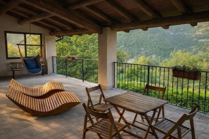 Location de vacances pour 5 personnes, avec jardin et vue à Bobbio - 2