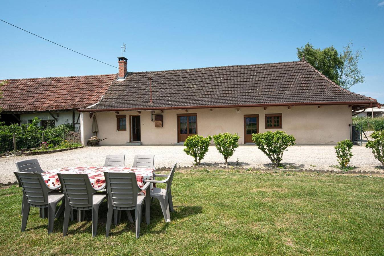 Aux Jours Heureux in Flacey-en-Bresse, Région de Louhans