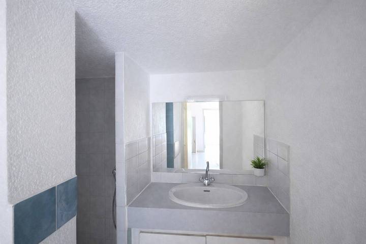 Gîte pour 5 personnes, avec jardin dans Plage Richelieu - 4