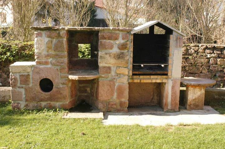 Casa rural con piscina para 15 personas, con Balcón y Terraza además de Jardín y Piscina en Valle de Baztan - 3