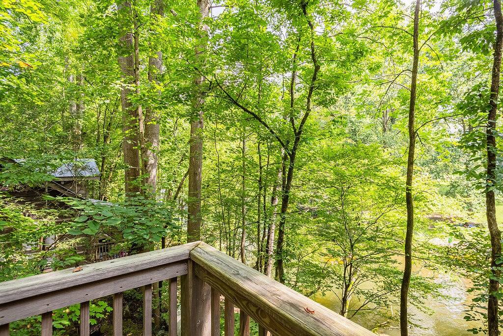 Adorable Riverfront Cabin * Ev Chrg * Fish * Swim in Blount County
