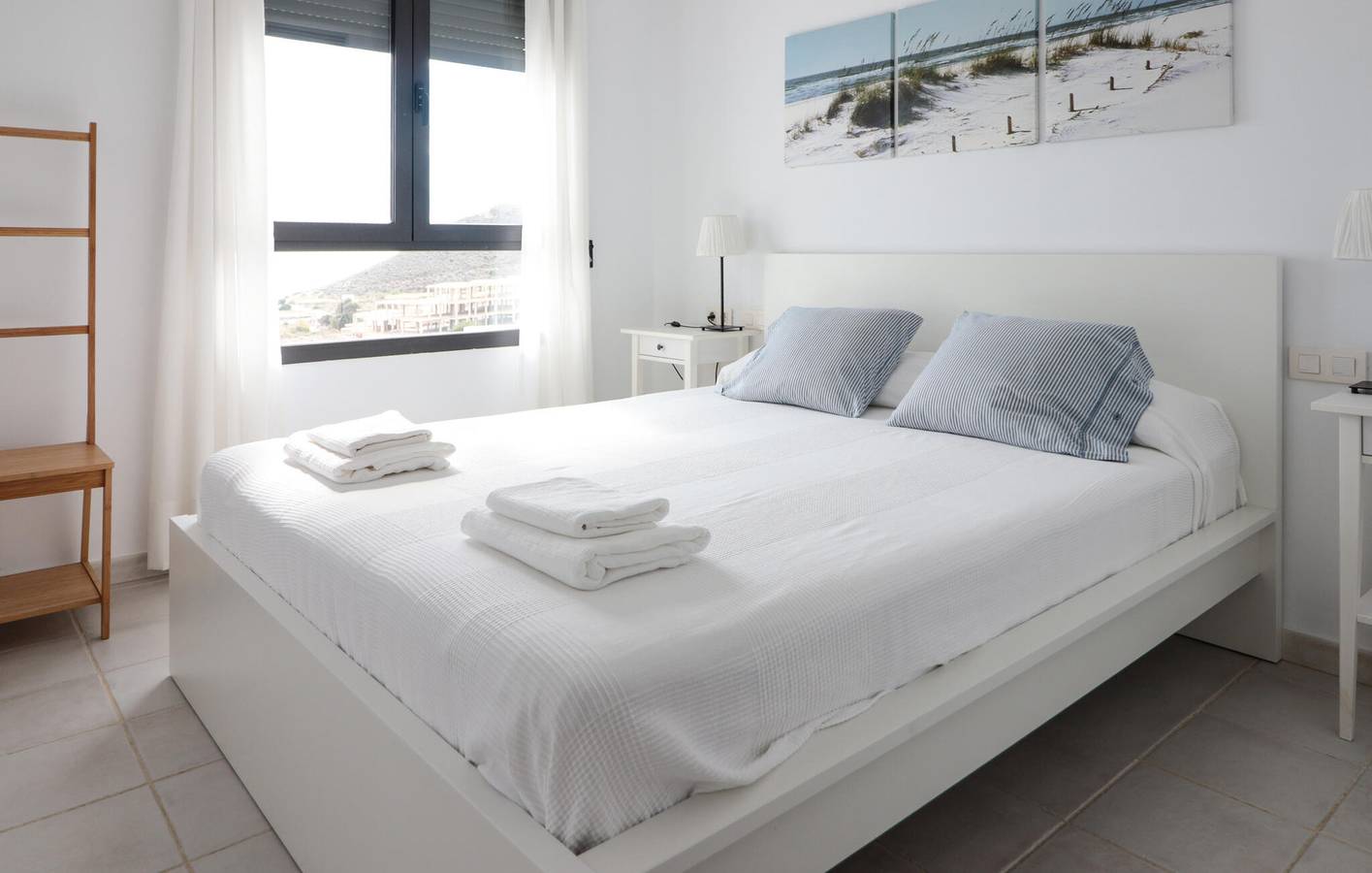 Geheel vakantieappartement, Retraite aan het strand met zwembad & WiFi - 2km naar Playa Venta del Bancal in Mojácar, Costa de Almería