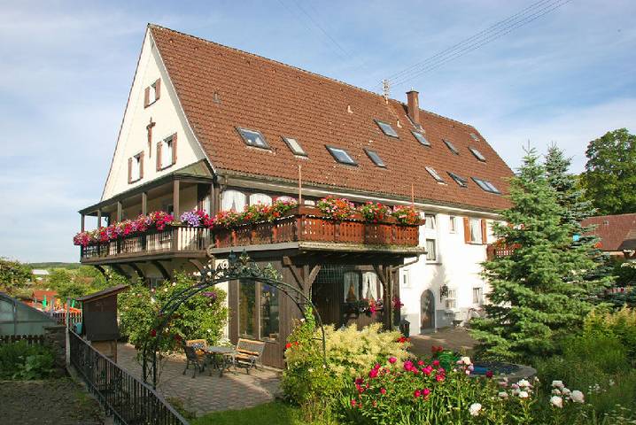 Pension für 3 Personen, mit Terrasse und Garten im Südschwarzwald