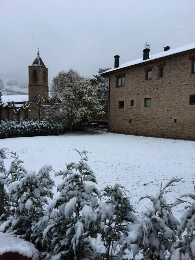 Casa rural para 12 personas, con Balcón y Terraza además de Jardín y Vistas en Baixa Cerdanya - 4