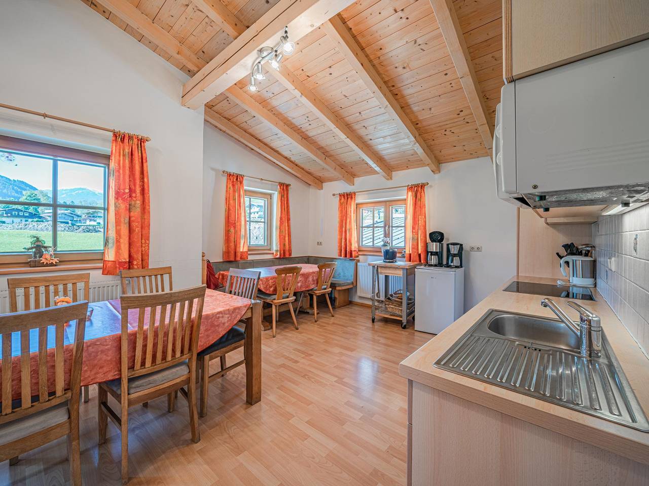 Landhaus mit Garten in der Nähe des Skilifts in Neukirchen am Großvenediger, Pinzgau