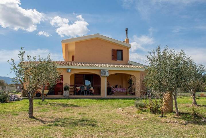 Maison d’hôte pour 2 personnes, avec Balcon et Terrasse ainsi que Jardin et Vue