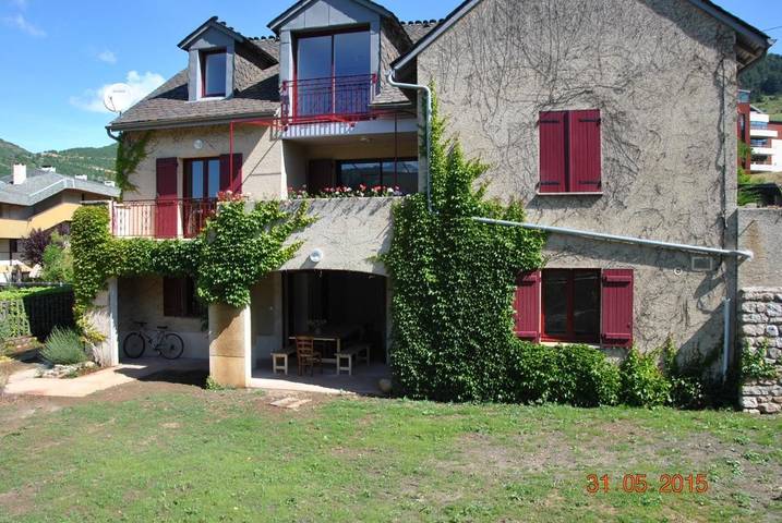 Location de vacances pour 14 personnes, avec jardin et piscine à Ispagnac - 3