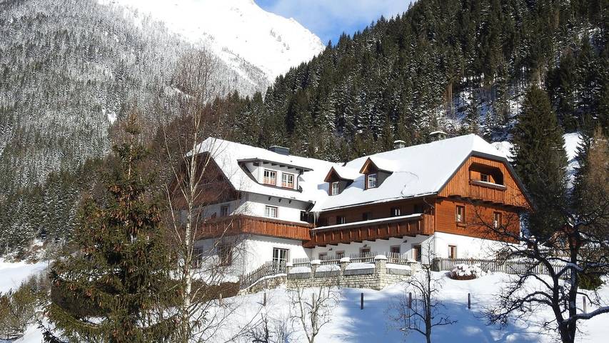 Ferienwohnung für 4 Personen, mit Ausblick und Garten sowie Balkon - 1