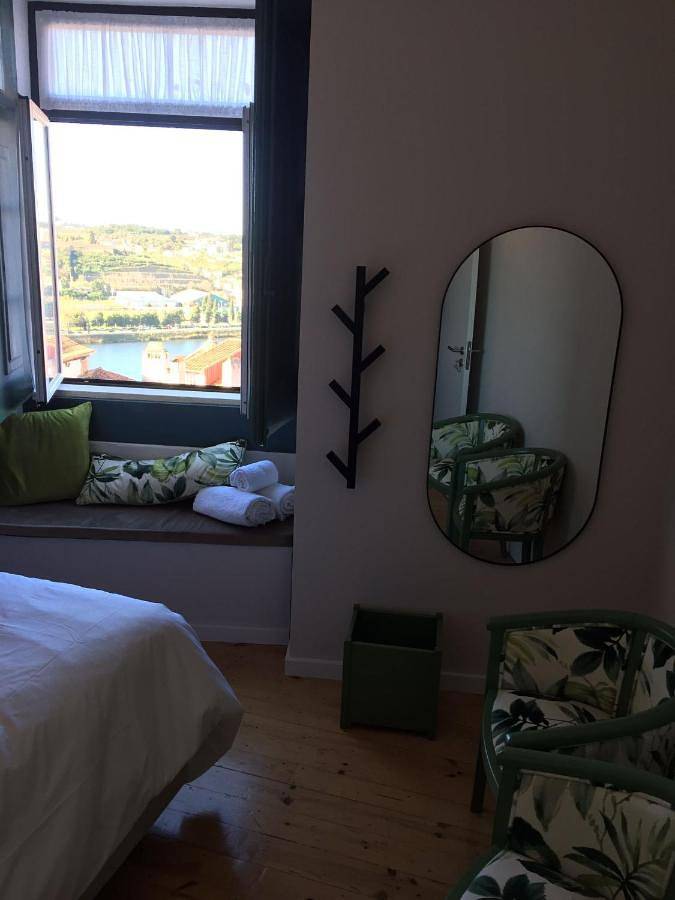 Casa de huéspuedes para 2 personas, con terraza y jardín en Coimbra
