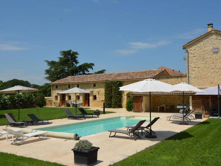Appartement de vacances pour 6 personnes, avec Terrasse ainsi que Jardin et Piscine