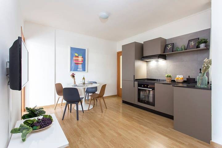 Ferienwohnung für 4 Personen, mit Garten in Barcelona