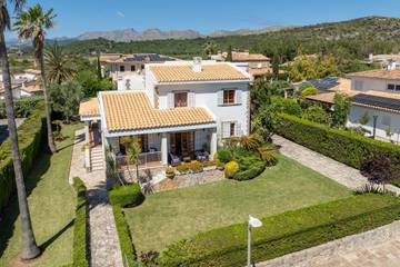 Chalet in Pollença, Serra de Tramuntana für 8 