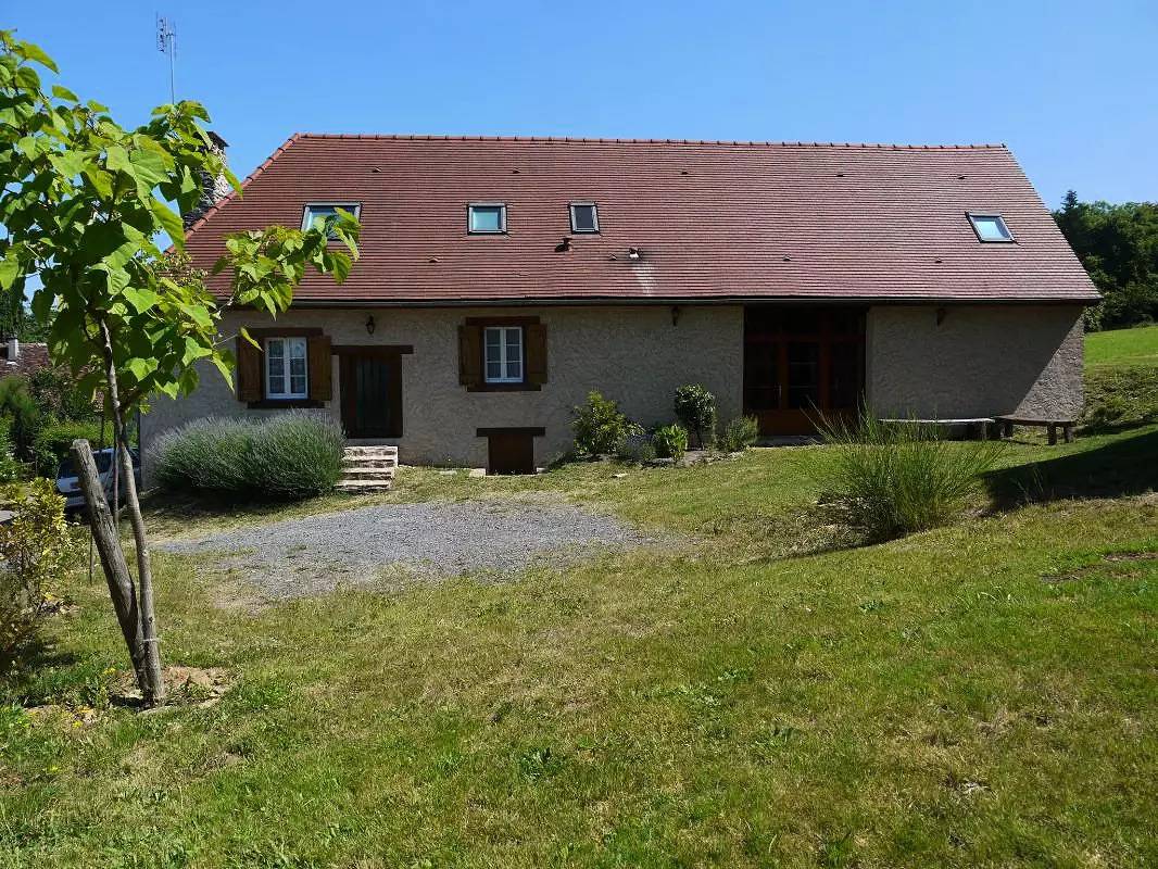 Gîte de France 8 personnes in Saint-Martin-Sepert, Région de Brive-la-Gaillarde