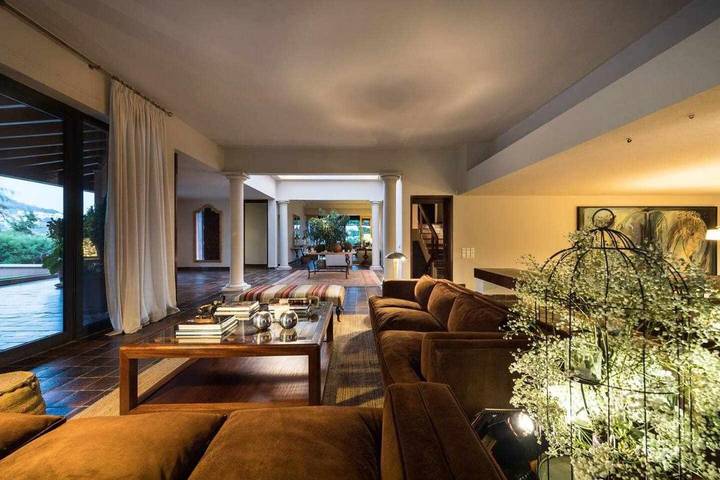 Chalet para 12 personas, con Balcón y Jacuzzi además de Terraza y Jardín en Firgas