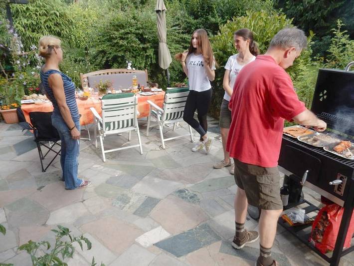 Ferienwohnung für 2 Personen, mit Ausblick und Terrasse sowie Pool, mit Haustier in Düsseldorf und Umgebung - 3