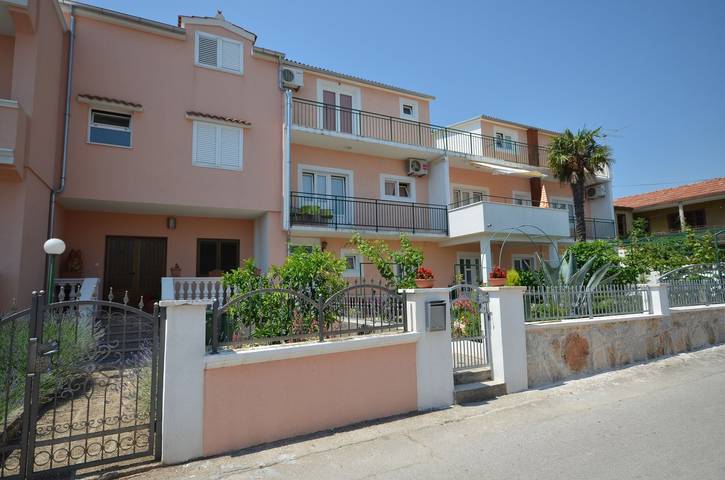 Vakantiewoning voor 2 personen, met Terras en Uitzicht in Vodice