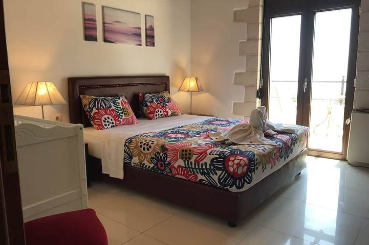Exklusive Villa mit herrlichem Blick auf das Meer und die weißen Berge und Internetzugang in Vamos, Chania und Umgebung