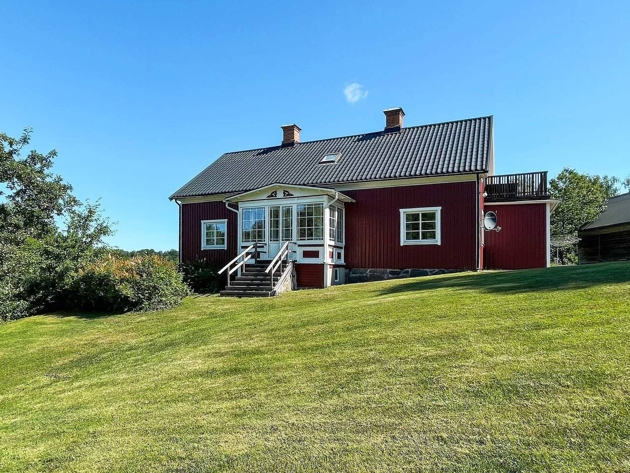 Hus för 8 Personer, med trädgård och balkong, barnvänlig
