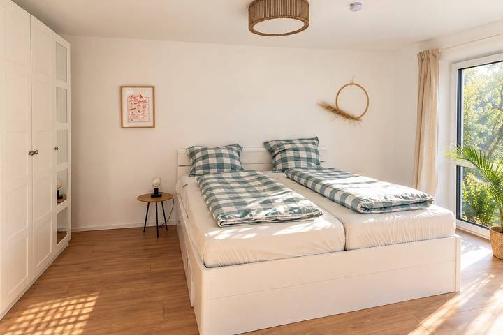 Appartement entier, Appartement « Ferienwohnung Zweitblick Koblenz » avec balcon et Wi-Fi in Wallersheim, Coblence