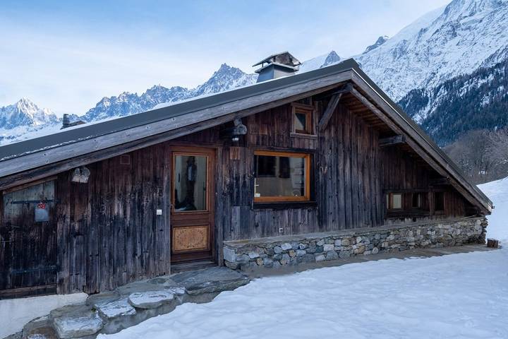 Gîte pour 8 personnes, avec terrasse, animaux acceptés