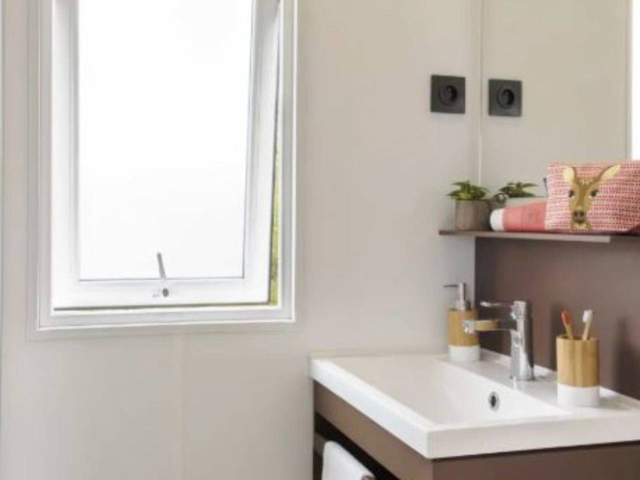 Mobilheim mit Terrasse - 4 Pers. in Visan, Enclave de Valreas