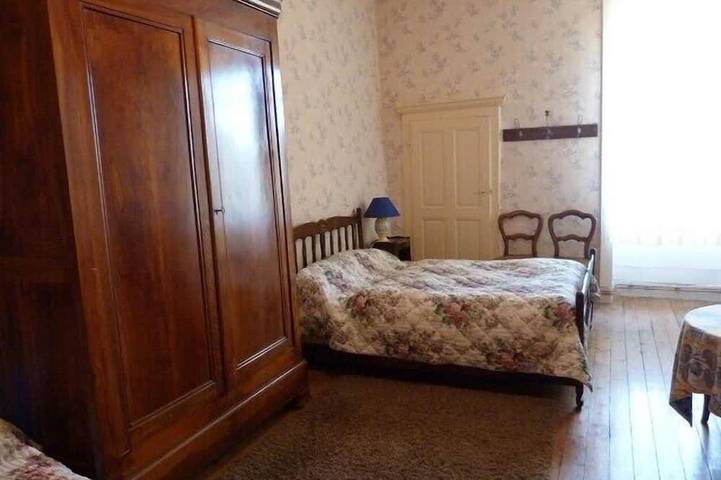 Gîte pour 6 personnes, avec jardin à Clairvaux-les-Lacs - 2