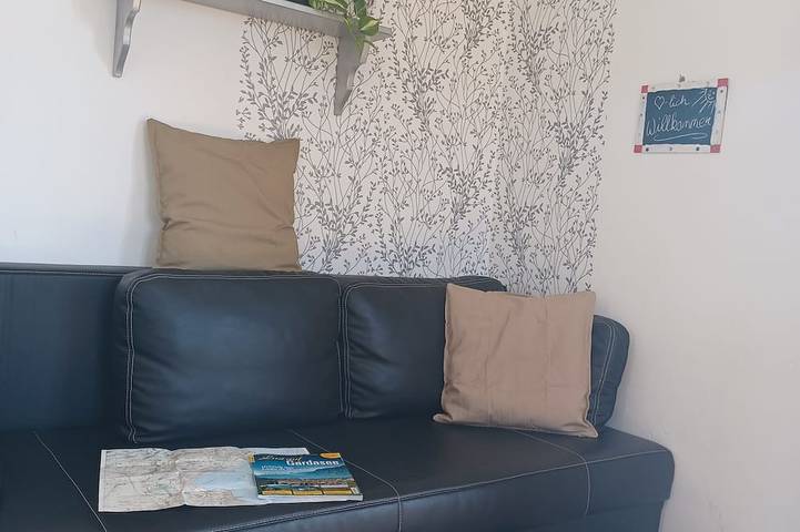 Ganze Wohnung, #208 Casa Allegro für 4 Persoen, Pool, Seeblick in Gardola, Tignale