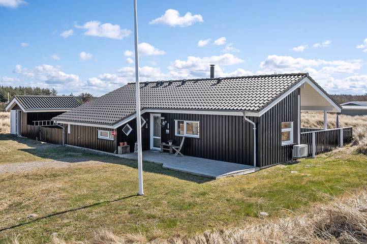 Hus för 6 Personer, med Bubbelpool samt Terass och Bastu i Hirtshals