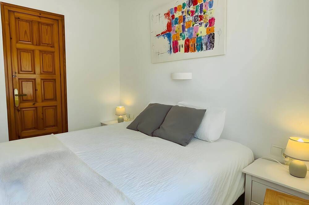 Entire apartment, Rr1. Terrace and balcony with spectacular views in Aigua Xelida, Tamariu