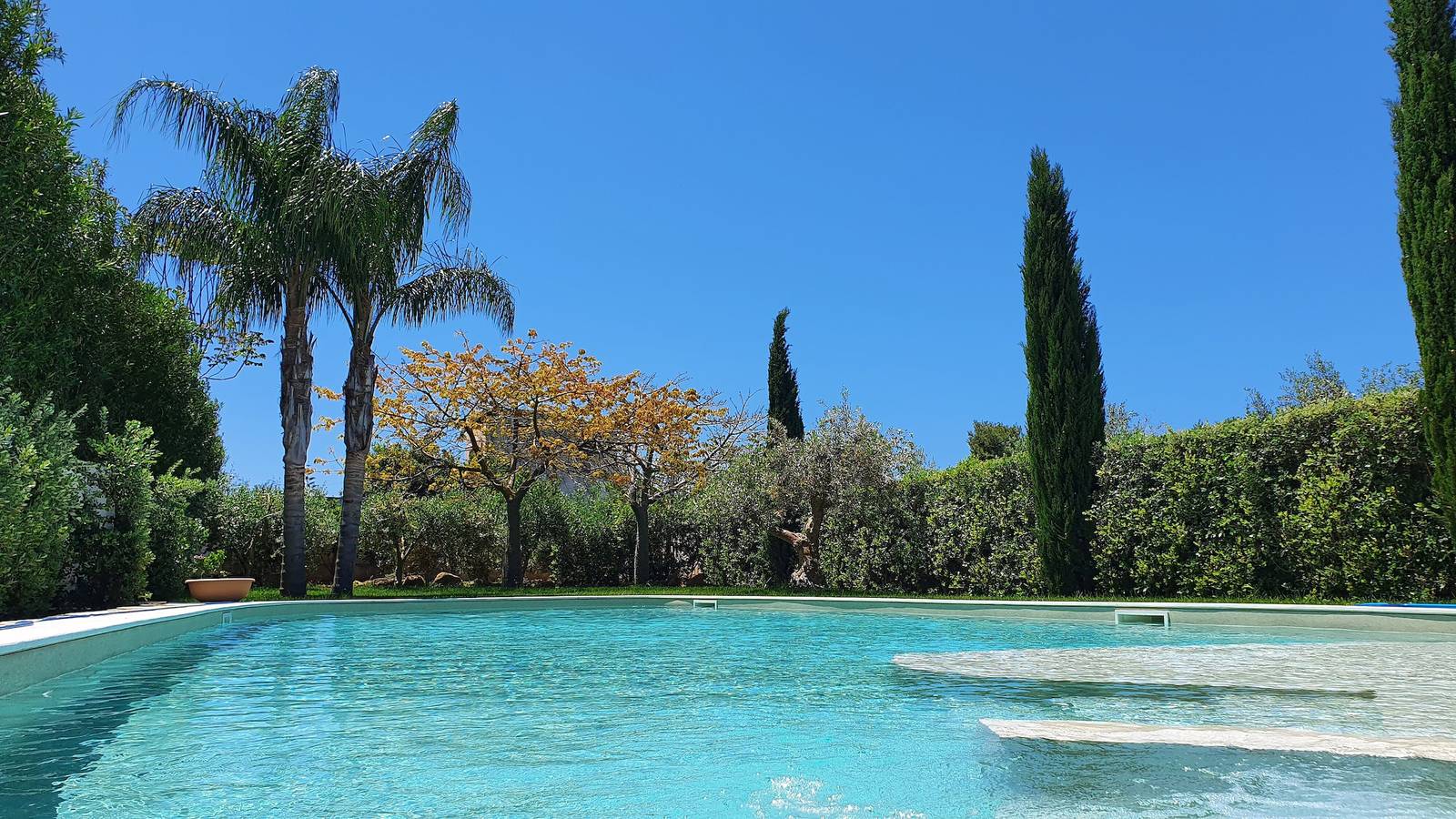 Villa Dammusello con piscina, giardino e Wi-Fi in Marsala, Provincia di Trapani