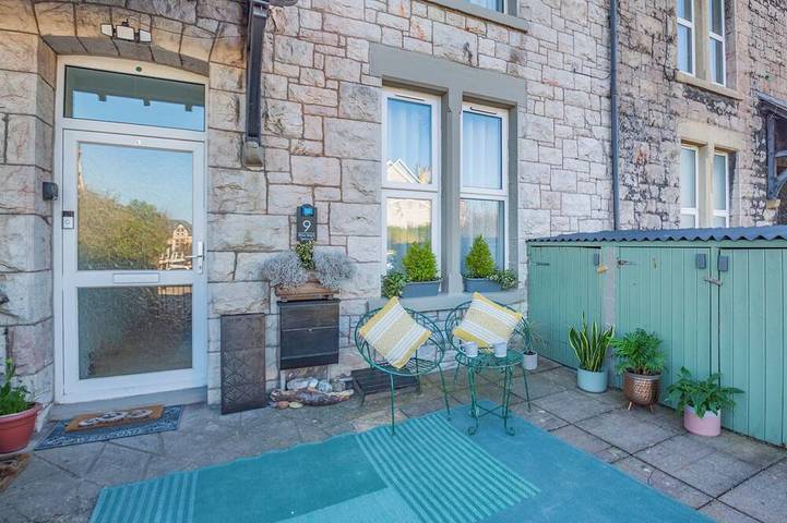 Holiday rental for 4 people, with pets in Colwyn Bay