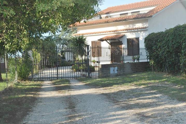 Casa vacanza per 4 persone, con Terrazza e Giardino nonché Panorama a Viterbo