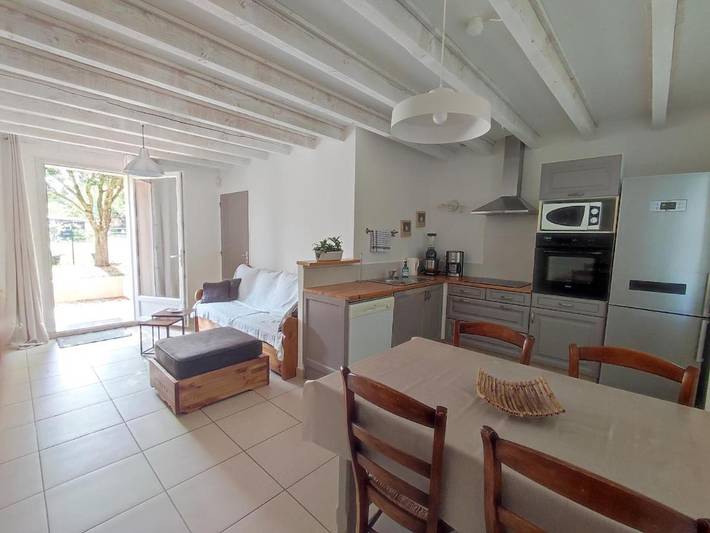 Gîte pour 3 personnes, avec jardin à Montaren-et-Saint-Médiers - 3
