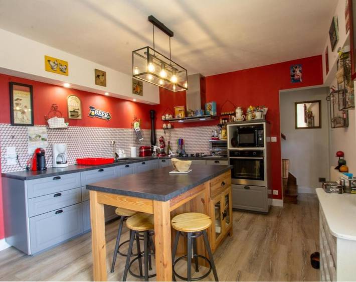 Location de vacances pour 6 personnes, avec jacuzzi et terrasse à Saint-Julien-de-Lampon - 3