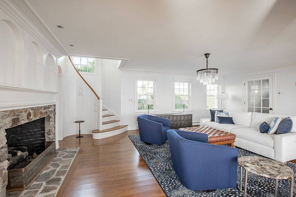 Spectacular 4-Bedroom Luxury Home with Ocean and Mother's Beach Views! in Kennebunk, York County