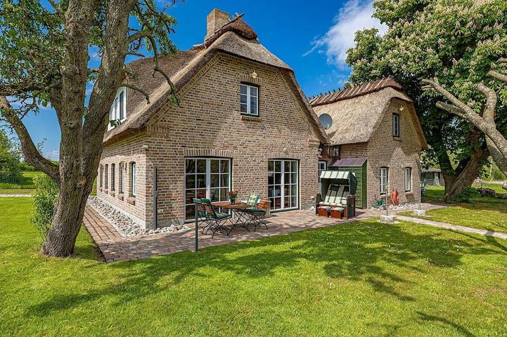 Bauernhof für 8 Personen, mit Whirlpool und Garten sowie Terrasse