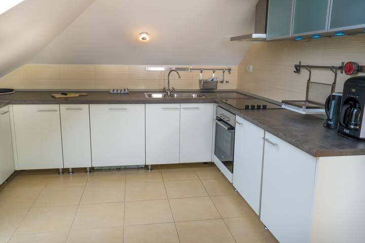 Gîte pour 6 personnes, avec balcon, adapté aux familles à Bol - 4