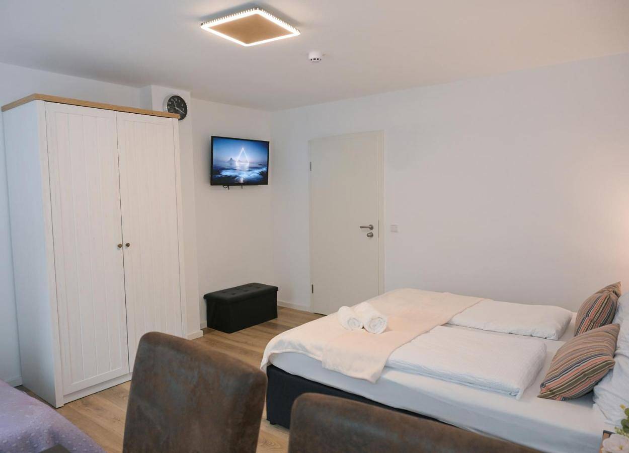Deluxe Double Room (2 Adults + 1 Child) in Radevormwald, Oberbergischer Kreis