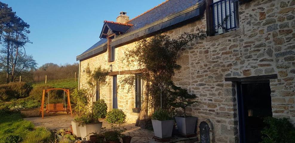 Location de vacances pour 8 personnes, avec terrasse et jardin à Saint-Jean-la-Poterie - 3