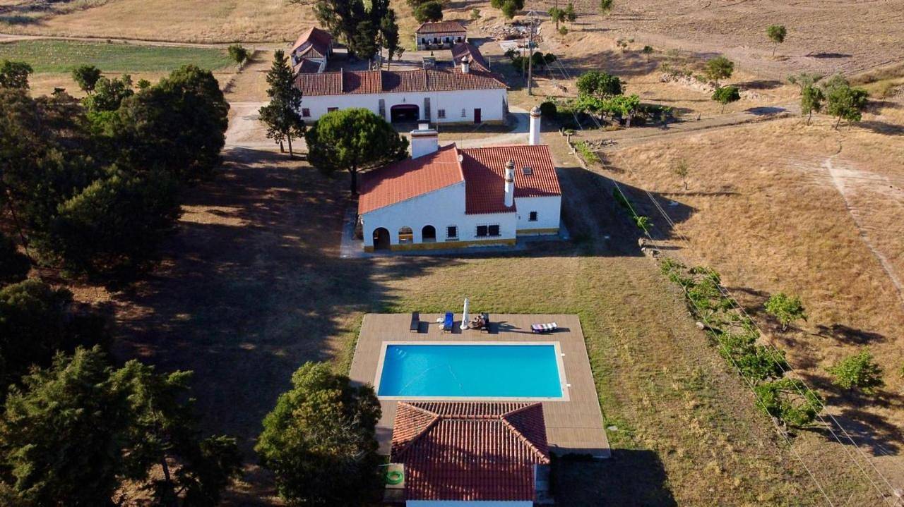 Six-Bedroom House in Monte da Pedra, Distrito de Portalegre