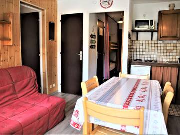 Gîte pour 4 personnes, avec balcon dans Office De Tourisme D Auris En Oisans