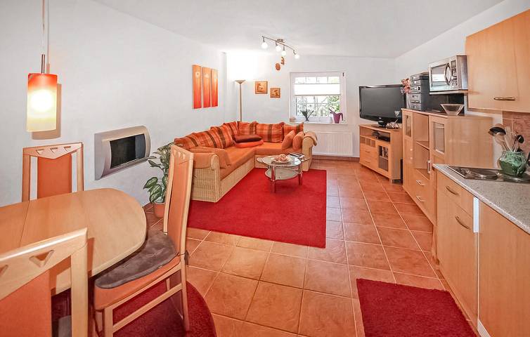 Ferienhaus für 4 Personen, mit Terrasse in Waren (Müritz) - 3