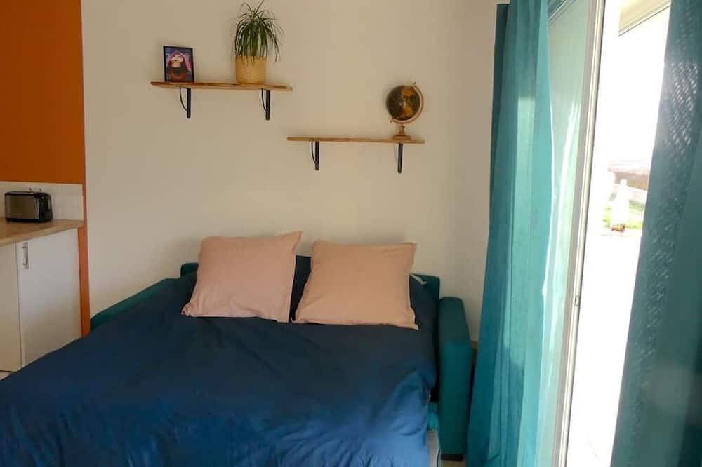 Entire apartment, Logement Indépendant Avec Grand Jardin Idéal Pour les Familles in Gignac, Lodève region