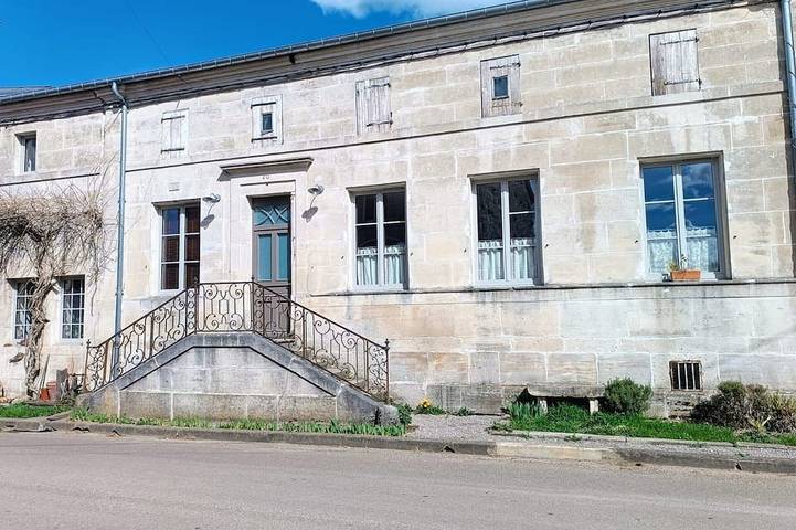 Gîte pour 6 personnes dans Ménil-sur-Saulx