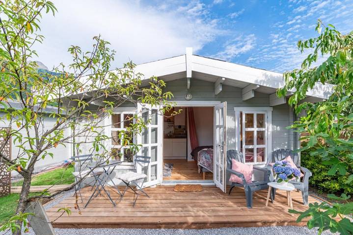 Maison d’hôte pour 2 personnes, avec jacuzzi et piscine ainsi que sauna et jardin à Doussard - 4