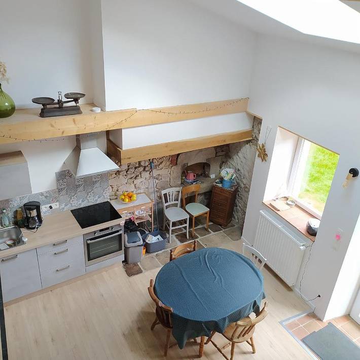 Location de vacances pour 7 personnes, avec vue et jardin à Pélussin