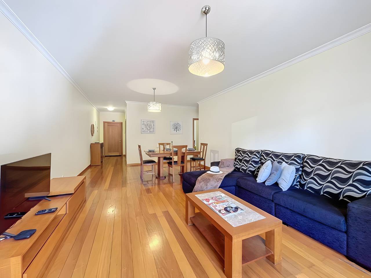 Ganze Wohnung, Apartment „Agostinho Santa Cruz“ mit Meerblick, Balkon und Wlan in Santa Cruz (Madeira), Madeira